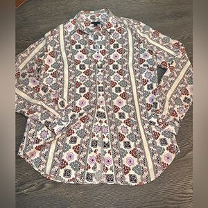Ann Taylor Flower Pattern Button Up Blouse Medium